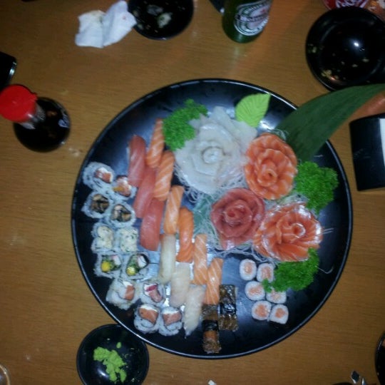 Foto tirada no(a) Kenzo Sushi Lounge por André V. em 11/25/2012