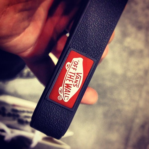 vans robinsons magnolia