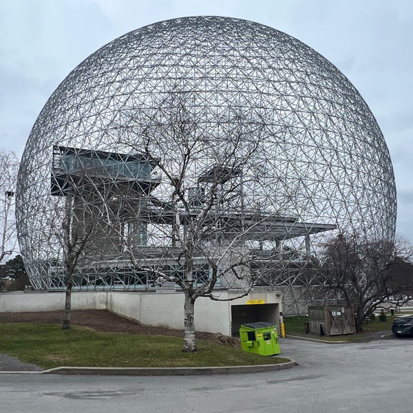 Photo taken at Biosphère by Daniel R. on 11/29/2022
