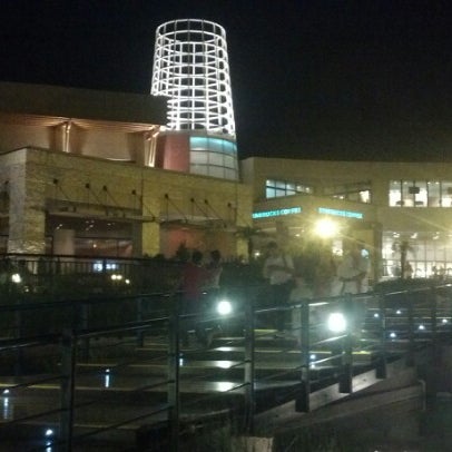 Das Foto wurde bei Tortugas Open Mall von Christ M. am 1/31/2013 aufgenommen