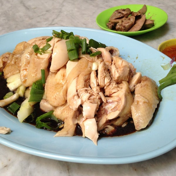 Goh Thew Chik Hainan Chicken Rice 伍秀澤正宗海南雞飯 Hainan Restaurant In George Town
