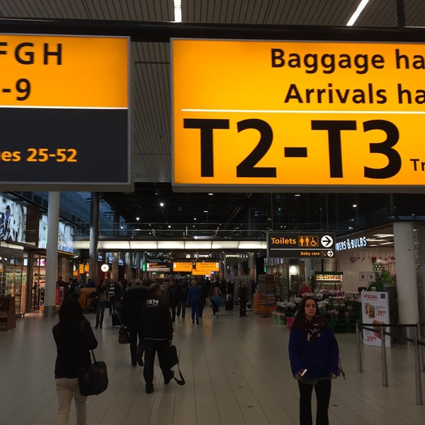 Снимок сделан в Аэропорт Амстердам Схипхол (AMS) пользователем Ivan L. 2/15/2015