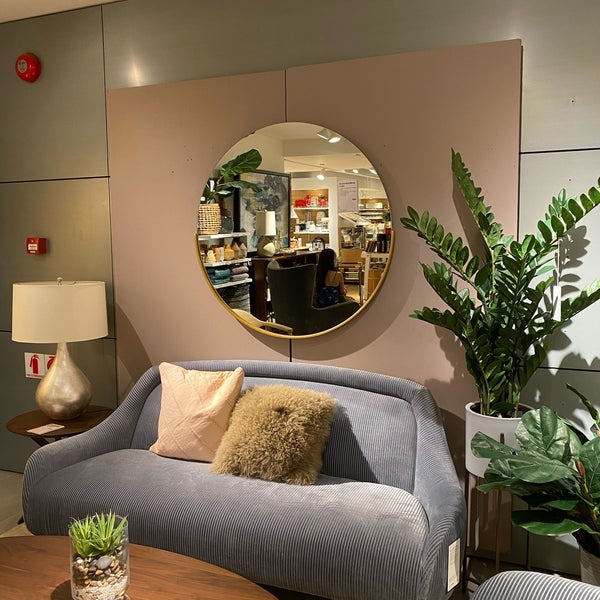 Crate&Barrel Furniture / Home Store in Orchard Road