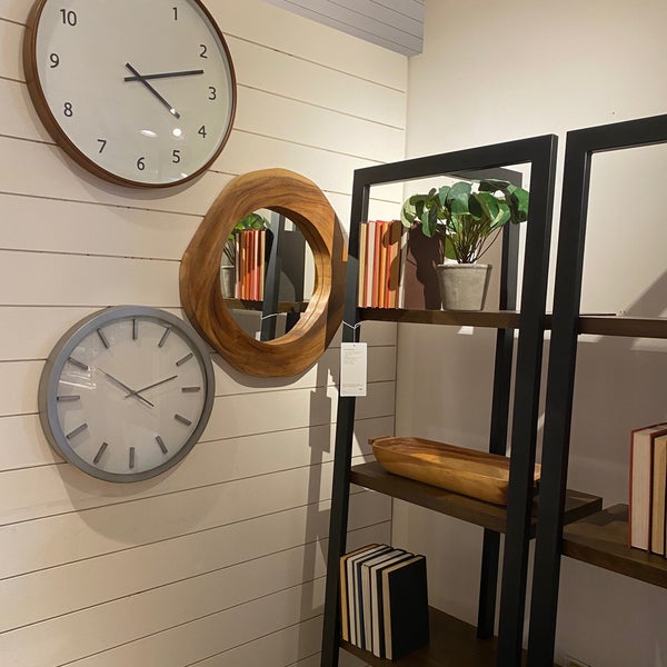 Crate&Barrel Furniture / Home Store in Orchard Road