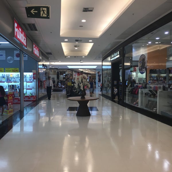 Photo taken at Boulevard Shopping by Fabíola F. on 2/24/2018