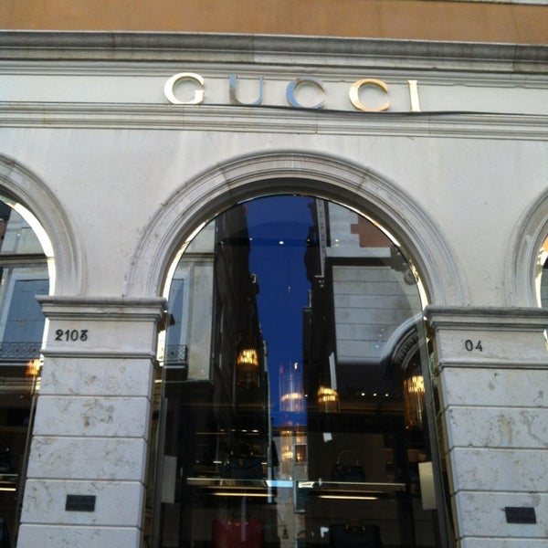 resident jomfru Glat Gucci Store - Boutique in Venezia