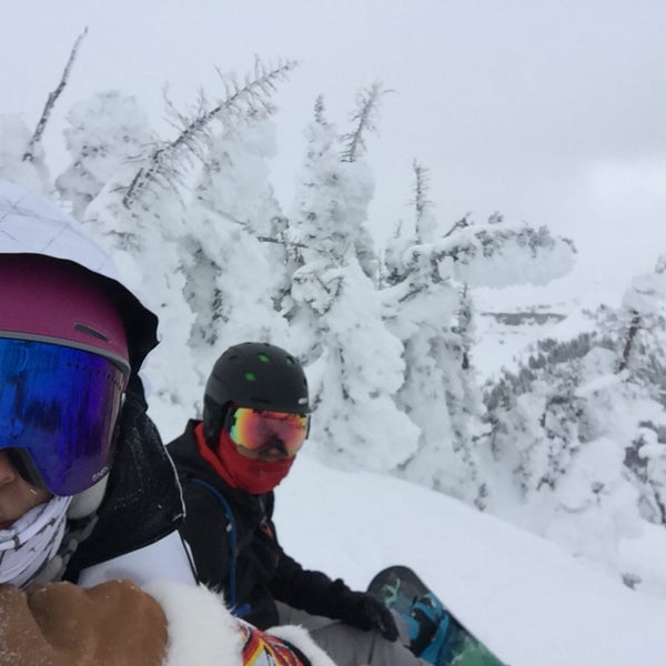 1/2/2017 tarihinde Maggie L.ziyaretçi tarafından Grand Targhee Resort Alta'de çekilen fotoğraf