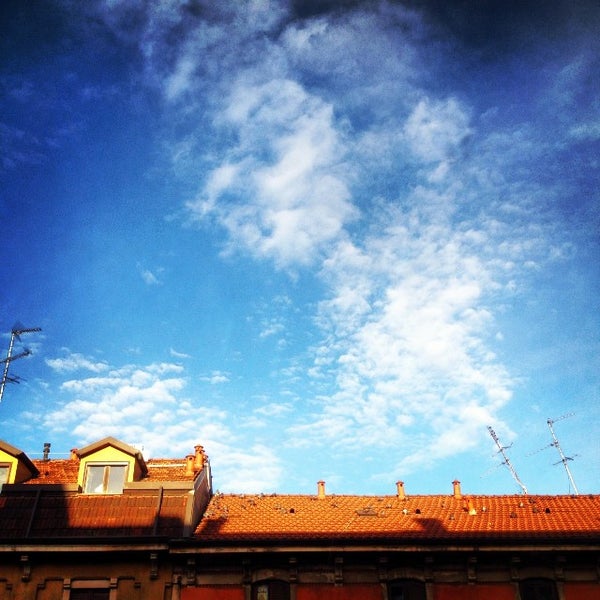 Photo taken at Holiday Inn Milan Garibaldi by Remi L. on 10/11/2013