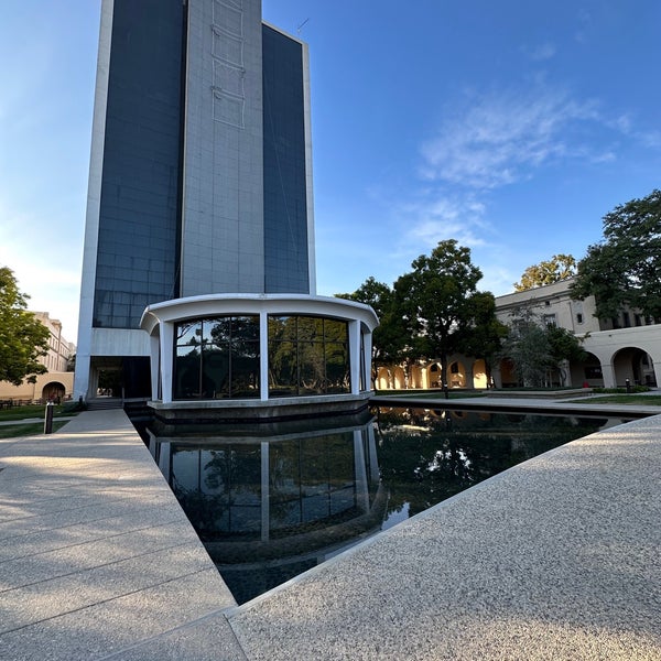 Caltech Hall South Lake 1200 E California Blvd