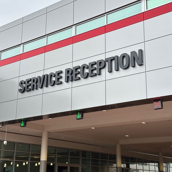 Wondries Toyota Car Dealership in Alhambra