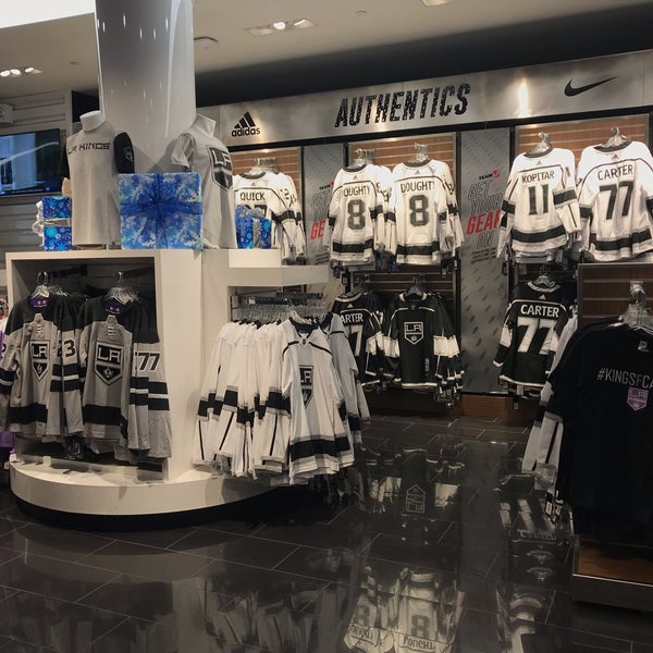 Team LA Store - Clothing Store in Los Angeles