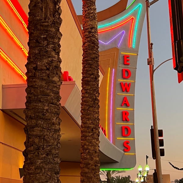 Foto di Regal Edwards Alhambra Renaissance & IMAX Alhambra, CA