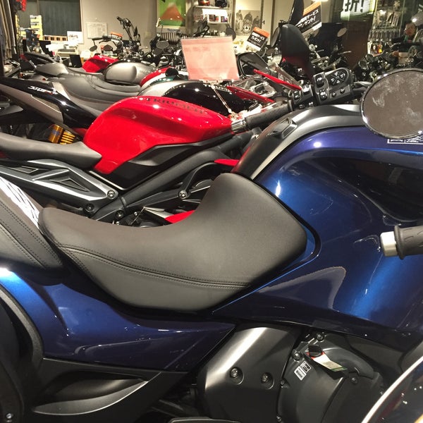 Photos At トライアンフ横浜北 Now Closed Motorcycle Shop In 横浜市都筑区 Photos At トライアンフ横浜北 Now Closed Motorcycle Shop In 横浜市都筑区