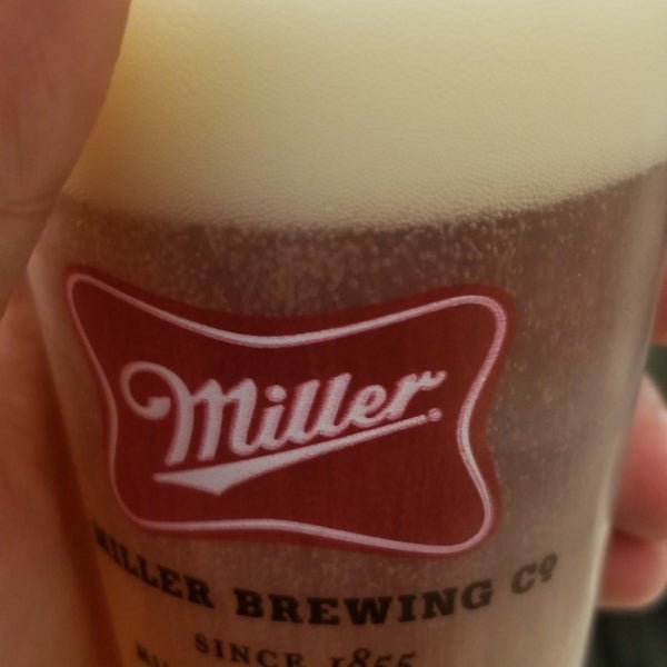 รูปภาพถ่ายที่ Miller Brewing Company โดย David O. เมื่อ 12/22/2018