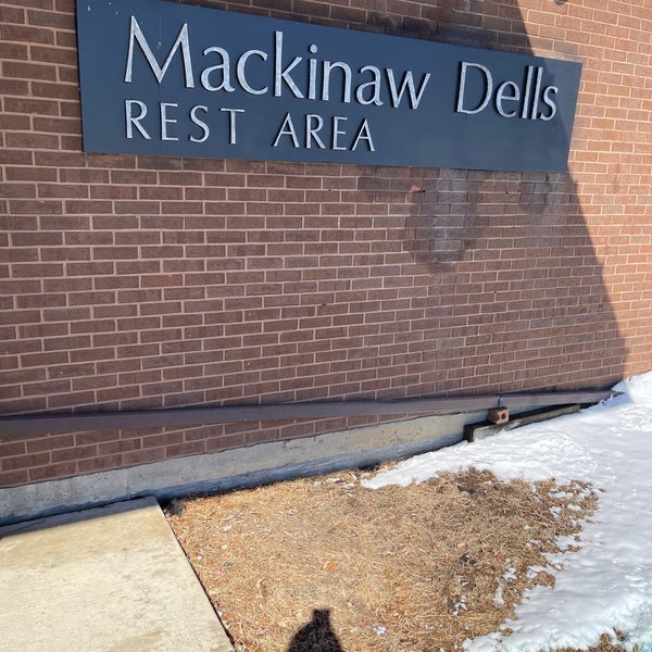 Mackinaw Dells Rest Area Westbound Congerville, IL