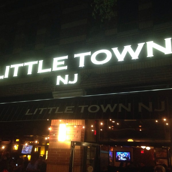 Das Foto wurde bei Little Town NJ von ALBD am 9/21/2014 aufgenommen