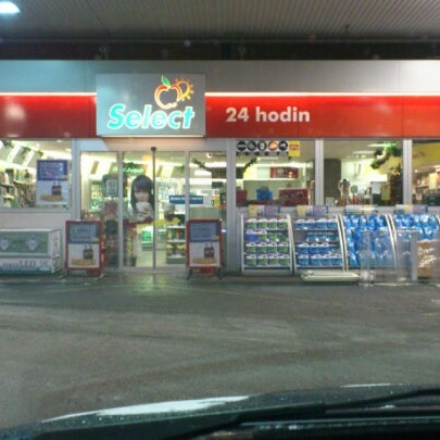 Photo taken at Shell by Martin C. on 12/11/2012