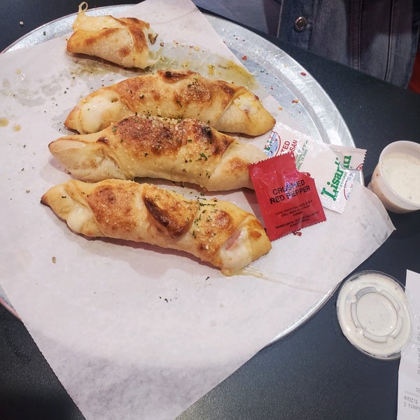 Ray's Pizzaria - Northwest Side - 5252 Fredericksburg Rd