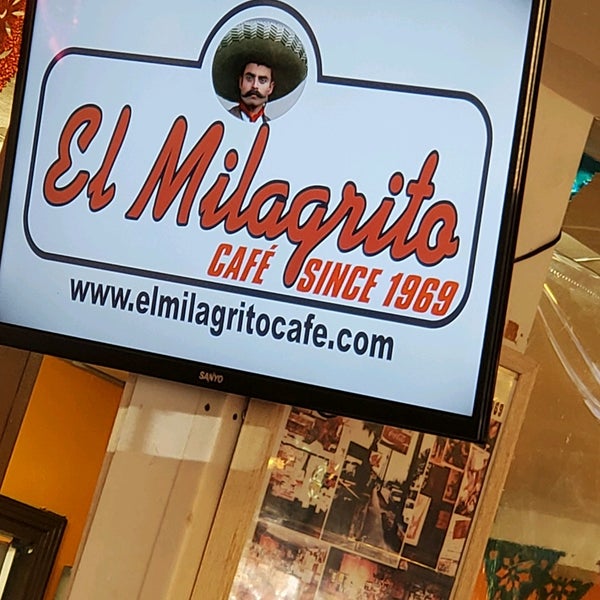 Foto diambil di El Milagrito Cafe oleh Leandra Lang O. pada 12/20/2020