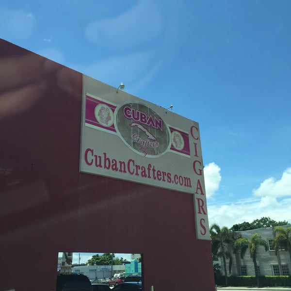 Photo taken at Cuban Crafters by Oscar K. on 6/7/2015