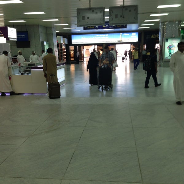 Das Foto wurde bei King Abdulaziz International Airport (JED) von A.A.E👑 1. am 5/2/2013 aufgenommen