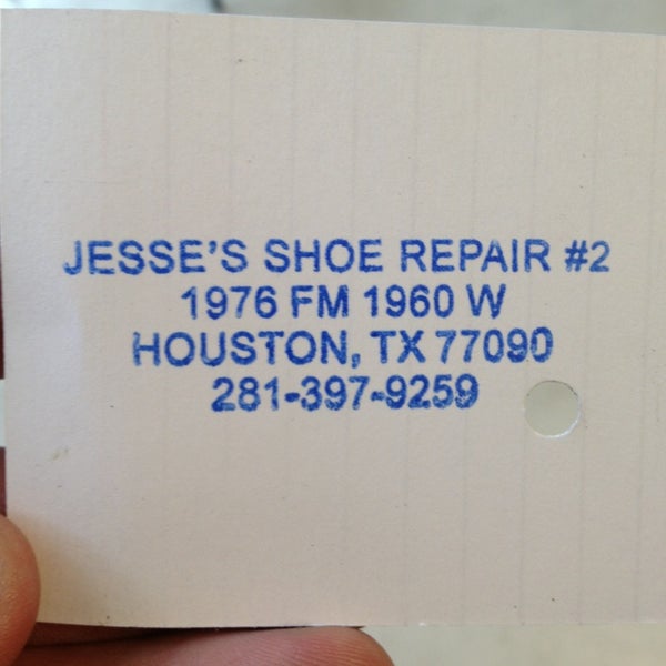 shoe repair willowbrook mall