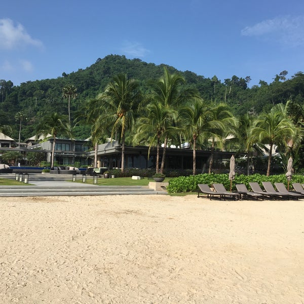 รูปภาพถ่ายที่ Phuket Marriott Resort And Spa, Nai Yang Beach โดย Fatih U. เมื่อ 7/4/2016