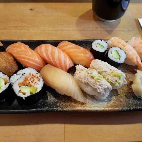 Снимок сделан в Zen Sushi - sushi &amp; sake пользователем Jyri 4/11/2019