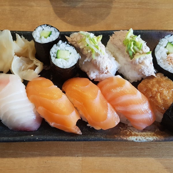 Снимок сделан в Zen Sushi - sushi &amp; sake пользователем Jyri 2/26/2018