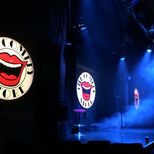 Foto tirada no(a) The Comedy Store por Philip D. em 12/29/2015