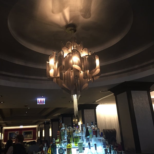 Photo taken at Silversmith Hotel Chicago Downtown by Djuana S. on 3/18/2015