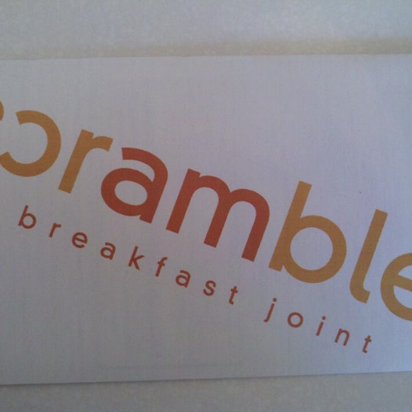 Photo prise au Scramble, a breakfast joint par PinkMohawk C. le2/13/2014