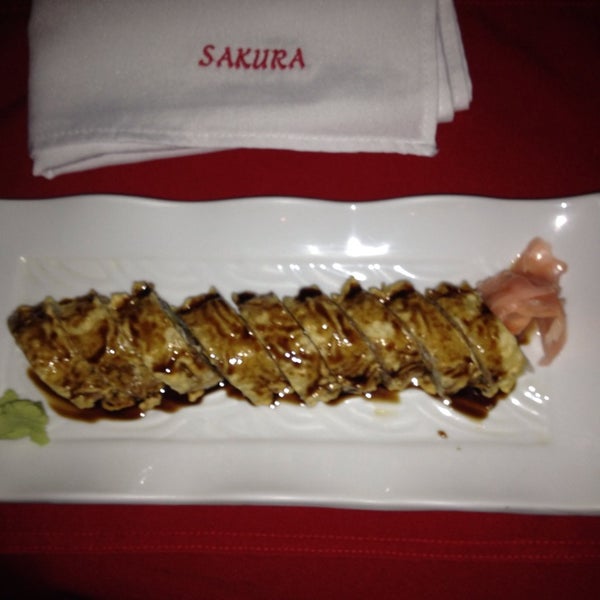 Foto scattata a Restaurante Sakura da Abdaly A. il 8/3/2014