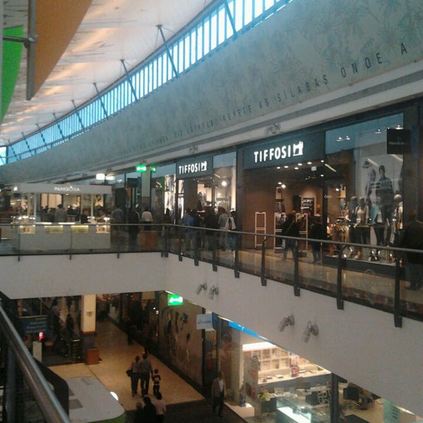 Centro comercial en Maia