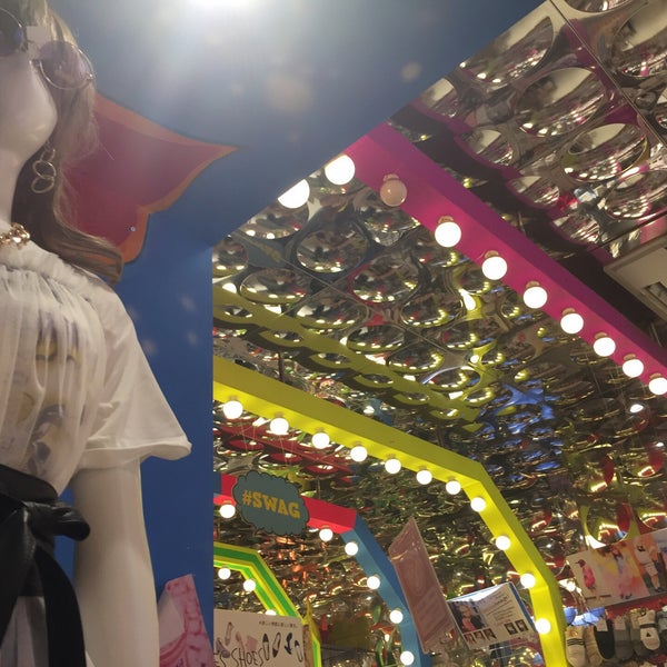 スピンズ Spinns 原宿 神宮前1 7 1 スピンズ Spinns 原宿 神宮前1 7 1