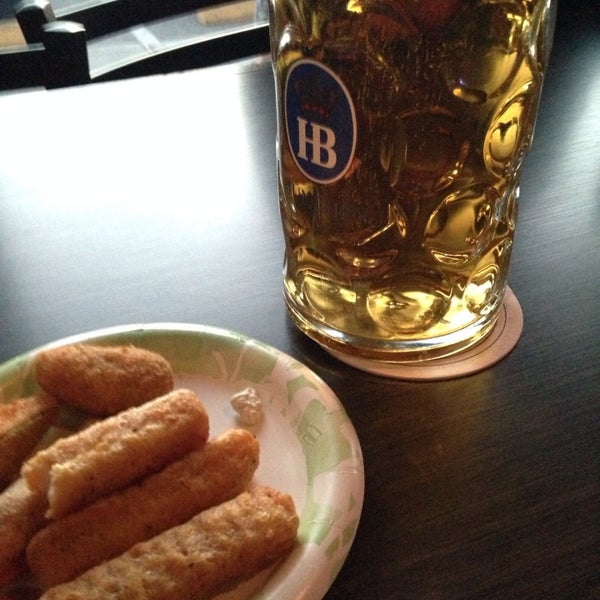 Foto tirada no(a) Bar Munich por @cobih em 1/16/2014