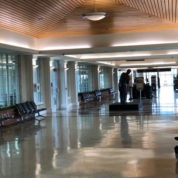 2/8/2018にSamuilがAugusta Regional Airport (AGS)で撮った写真