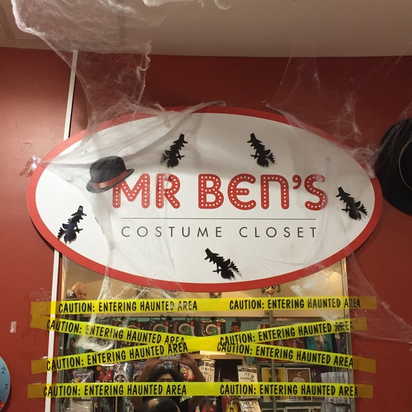 Mr Ben S Costume Closet Now Closed البدع 1 Tip From 101 Visitors