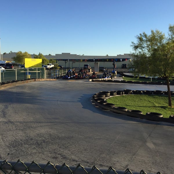 10/12/2015 tarihinde Wayne O.ziyaretçi tarafından Las Vegas Mini Gran Prix'de çekilen fotoğraf