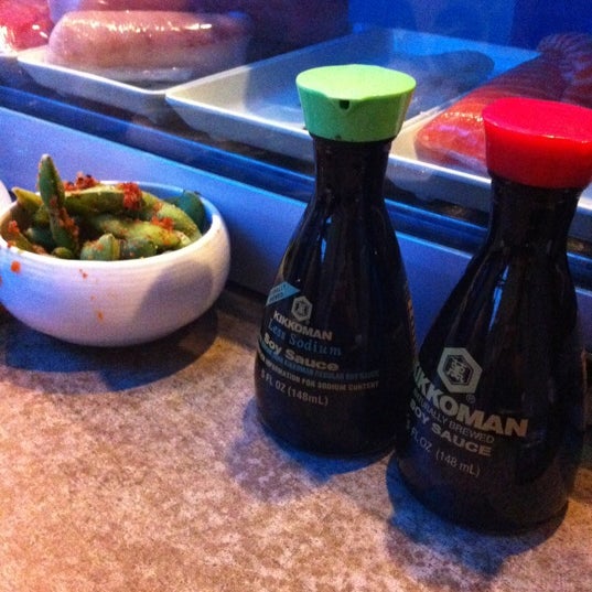 Das Foto wurde bei Baby Blue Sushi Sake Grill von Zoe H. am 10/18/2012 aufgenommen