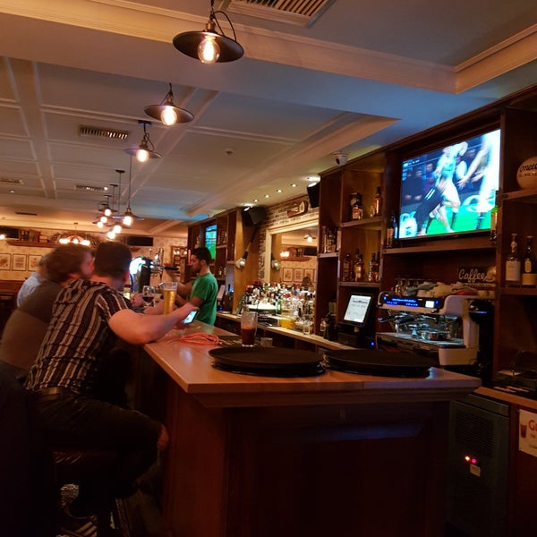 Photo taken at The Dubliner by 　　エレーナ on 11/10/2018