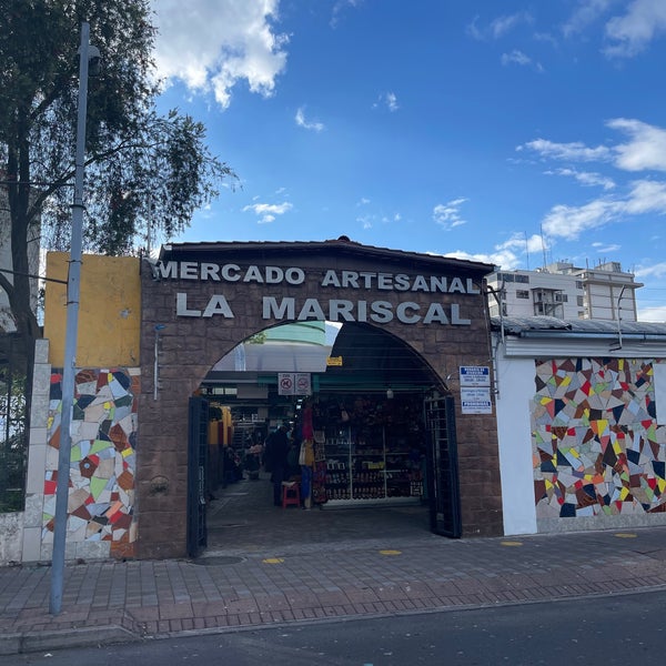 Mercado Artesanal La Mariscal Mariscal Sucre