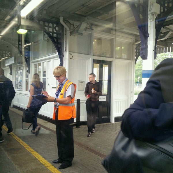 Biggleswade Railway Station (BIW) 8 tips from 544 visitors