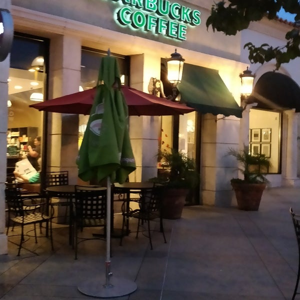 Photo taken at The Commons at Calabasas by Gordon C. on 9/17/2017