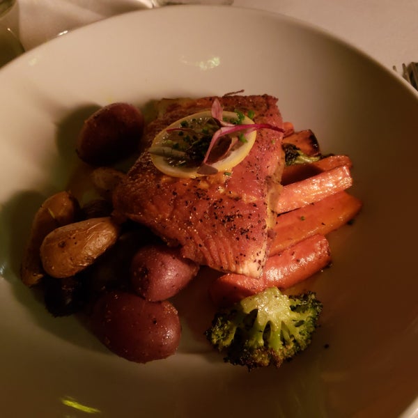 3/26/2019 tarihinde Greg G.ziyaretçi tarafından PUMP Restaurant'de çekilen fotoğraf