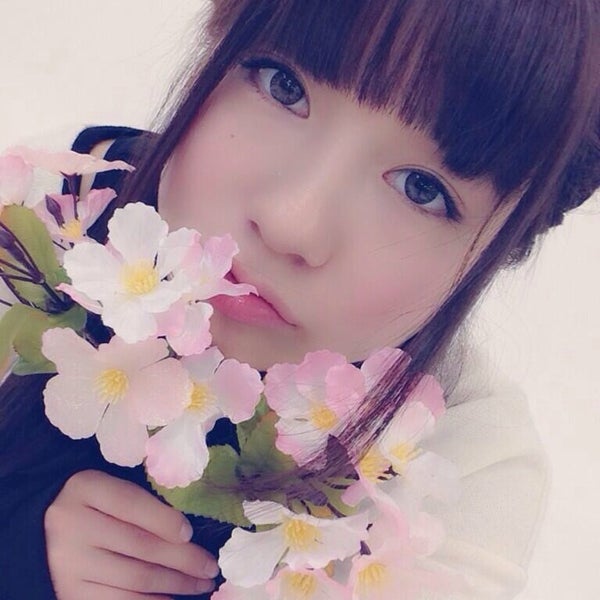 Photos At 坂井朝香物販待機列 Now Closed