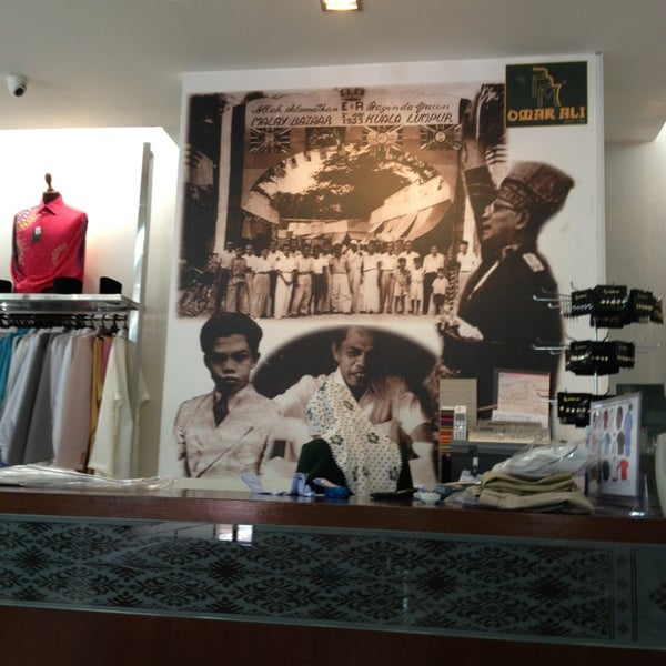 2/20/2013에 Z R.님이 Omar Ali Boutique (TTDI)에서 찍은 사진