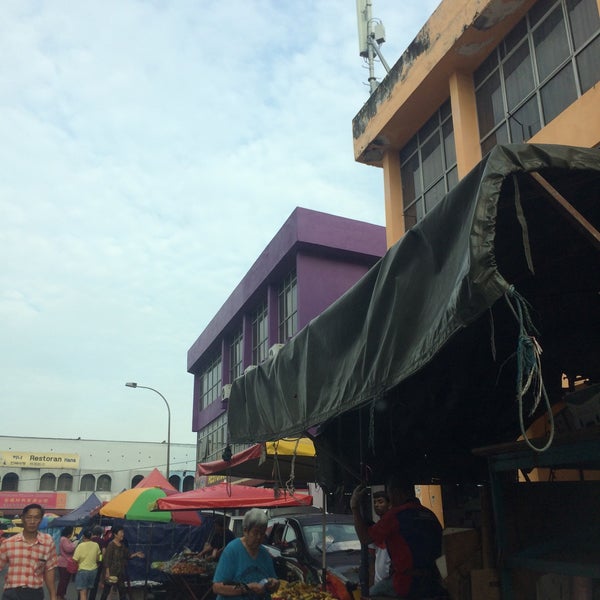 Pasar Pagi Eng Ann Flea Market