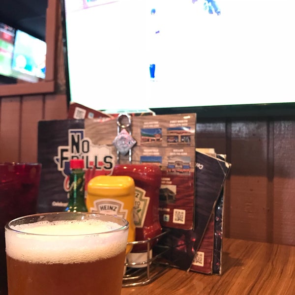 6/2/2018 tarihinde Arthur A.ziyaretçi tarafından No Frills Grill &amp; Sports Bar - Arlington, TX'de çekilen fotoğraf
