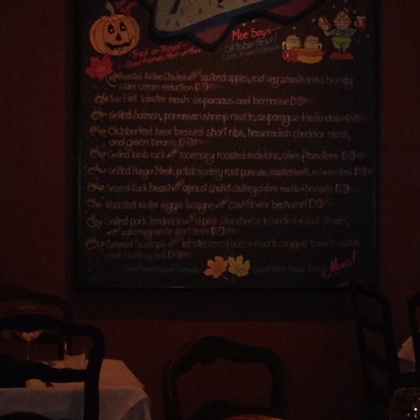 Foto tomada en Moe&#39;s Restaurant  por Maurie J. el 10/9/2013
